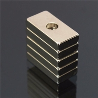 5pcs 20x10x4mm N35 puissants aimants néodyme cubo de rares de la terre aimants avec trou 4mm