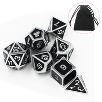 7pcs dés polyhédral de métaux lourds dés multisided dés RPG avec sac