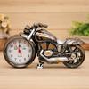 Alarme de moto décorative 3D à la maison en plastique Cool Clock Clock cadeau couleur aléatoire