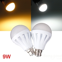 B22 9w 30 LED 3014 SMD lampe de lumière à bulbe blanc 220-240v blanc / chaud