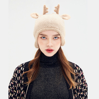 Bonnet tricoté chaud pour femme