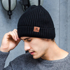 Bonnet tricoté en laine pour hommes