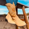 Bottes de cow-boy à bout pointu à bout pointu brodé marguerite pour femmes de grande taille