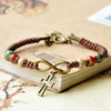 Bracelet de perles en céramique ethnique vintage réglable Bracelet pendentif tissé à la main de type croix créative