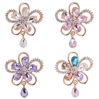 Broche fleur de cristal élégant Colorful Accessoires de vêtements de foulard bijoux pour elle