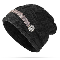 Brosse à crochet à la main pour femmes Chapeau à tricoter Bouton à biseaux décoratifs