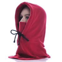 Chapeau de masque chaud de femmes dhommes avec lécharpe