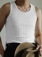 Débardeur stretch à rayures fines pour homme en tricot torsadé