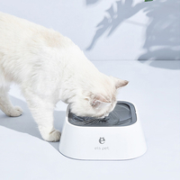 Elspet Bol à eau pour chien 1500 ml No-Spill Chat Mangeoire à eau lente Disque flottant transporté par véhicule Fournitu
