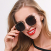Femmes Big Frame Color Gradient Fashion UV Lunettes de soleil à motif en métal de protection