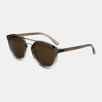 Femmes Casual Brief Full Frame Forme ronde UV Lunettes de soleil de protection