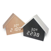 HS-L LED bois réveil à affichage numérique électronique à commande vocale horloges forme de la maison décoration de bure
