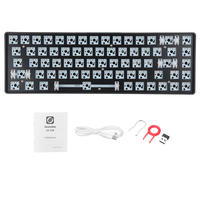 Kit personnalisé de clavier triple mode S68 68 touches RVB Commutateur 3 broches / 5 broches remplaçable à chaud 65% Pro