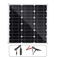 La charge Batterie de panneau solaire de 50W 16V avec le stockage Batterie de chargeur de voiture agrafe USB