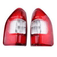 Lampe de frein de feu arrière gauche / droite de voiture pour la collecte 2002-2007 dIsuzu Rodeo DMax Chevy