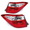 Lampe de frein de feu arrière gauche / droite de voiture sans ampoule rouge pour Toyota Corolla 2014-2016