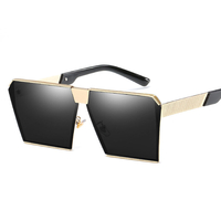 Lunettes de soleil à cadre carré rétro pour femmes Lunettes de conduite légères à la mode