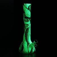 Nuit lumineuse hoo kah fumer lueur dans le silicone de tuyau deau sombre