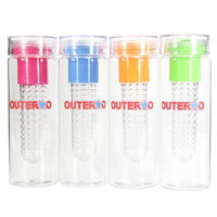 OUTERDO 780 ml bouteilles deau en plastique filtrer les tasses deau grande capacité tasses de fruits tasses de