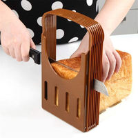 Pain de cuisine pratique Toast Toast Slicer Cutter Maker Guide de moule Outils de tranchage
