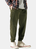 Pantalon droit en velours côtelé vintage de couleur unie avec poches