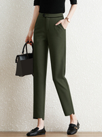Pantalon sur mesure avec poches contrastées et ourlet étagé pour femme