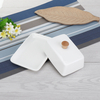 Plat de beurre de porcelaine avec le support de couvercle servant le plat de stockage