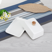 Plat de beurre de porcelaine avec le support de couvercle servant le plat de stockage