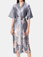 Plus la taille des femmes de style ethnique impression de grue en fausse soie demi-manches maison vêtements de nuit Robe