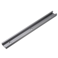 Rail en T gris de 300 mm à 1220 mm avec trous de montage pré-percés Fente donglet de 30 mm x 12, 8 mm pour table de