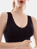 Soutien-gorge de sport à bonnet complet à haute élasticité avec garniture en dentelle de couleur unie pour femmes