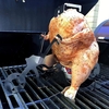 Support de poulet drôle américain moto BBQ outils de support en acier drôle support de poulet rôti grillage support de r