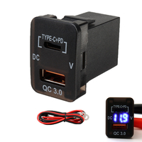 TYPE C + PD & QC3.0 Port double Batterie Voltmètre pour Toyota Prado 150 Landcruiser