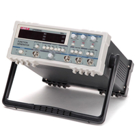 UNI-T UTG9005C AC220V 50hz 5MHz numérique générateur de signal 20VP-p fonction de forme d