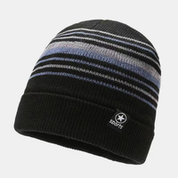 Unisexe Coloré Rayé Plus Velours Épaissir Chaud Bonnet Tricoté Automne Hiver Protection De Loreille Coupe-Vent Bonn