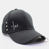 Unisexe coton broderie alphabet lettre avec rivet couleur unie courbe extérieure bord visière chapeau de baseball réglab