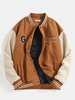 Veste à col de baseball à patchwork dépaule avec lettre graphique pour homme