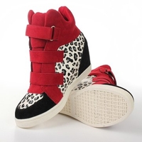 Casual Color Match Heel Increasing High Top Hook Loop Sneakers