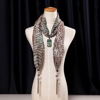 Lady Scarf