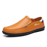 Men Rivet Decoration Soft Slip On Driving Loafers Casual Leather Shoes