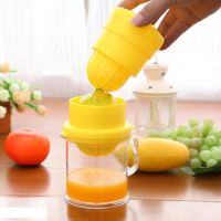 Plastic Manual Citrus Orange Juicer Press Squeezer Lemon Juice Reamer Fruits Vegetable Tools