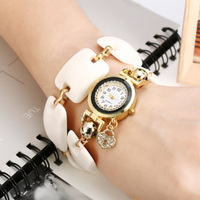 Simple Winding Rhinestone Heart Pendant Bracelet Watch