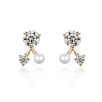 Trendy Women Earrings Triangle Pearl Crystal Earrings