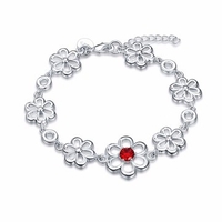 YUEYIN® Flowers Red Zircon Sweet Bracelet for Women Gift