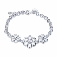 YUEYIN® Hollow Flowers Zircon Bracelet for Women