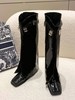 Bottes Hauteur à Genou Superposées Décorées de Métal à Bout Carré
