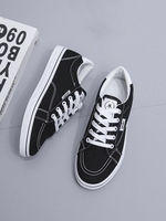 Chaussures Cousues en Canevas à Lacets