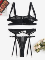 Ensemble de Lingerie Embelli de Chaîne en Résille Transparente et de Jarretière M Noir