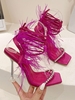 Escarpins à Talons Plats avec Lacets et Décorées de Plumes en Strass