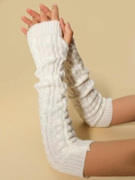 Manchettes à Trou pour Pouce en Tricot Torsadé